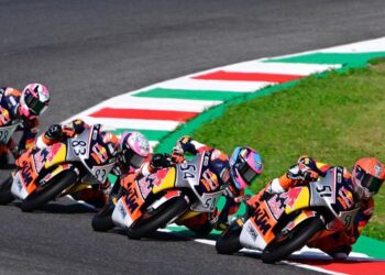 Veda Ega Pratama Gak Kalah Sama Pembalap Bule di ItaliaCup di Mugelo Italia