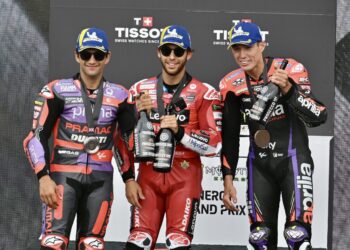 Hasil Sprint Race MotoGP Inggris 2024 – Enea Bastianini Juara, Pecco Bagnaia dan Marc Marquez Crash