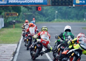 Es Batu Punya Peran Penting dalam Balap Motor Konversi Listrik