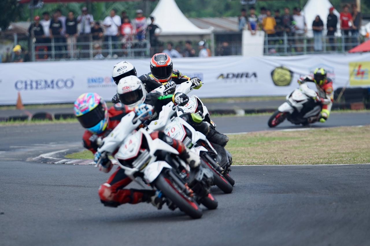 Isi Ruang CVT Beda, Begini Cara Kerja Motor Balap Konversi Listrik ...
