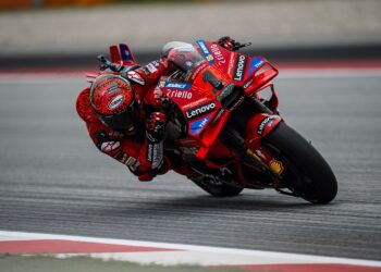 Hasil Kualifikasi MotoGP Barcelona 2024 – Francesco Bagnaia Pole Position, Jorge Martin Tampak Kesal