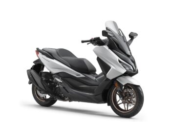 Honda Forza Kena Sentuhan Baru Lewat Fitur dan Warna Menarik