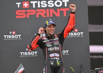 Hasil Sprint Race MotoGP Indonesia 2025 Milik Marco Bezzecchi Usai Overtake Fermin Aldeguer