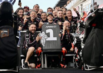 Marco Bezzecchi Tak Tersentuh di Hasil MotoGP Valencia 2025, Aprilia Sukacita