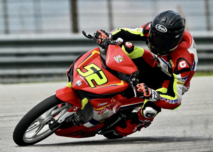 Dimas Juliatmoko Raih Pole Position Telak di Superpole UB150 ARRC Malaysia 2026